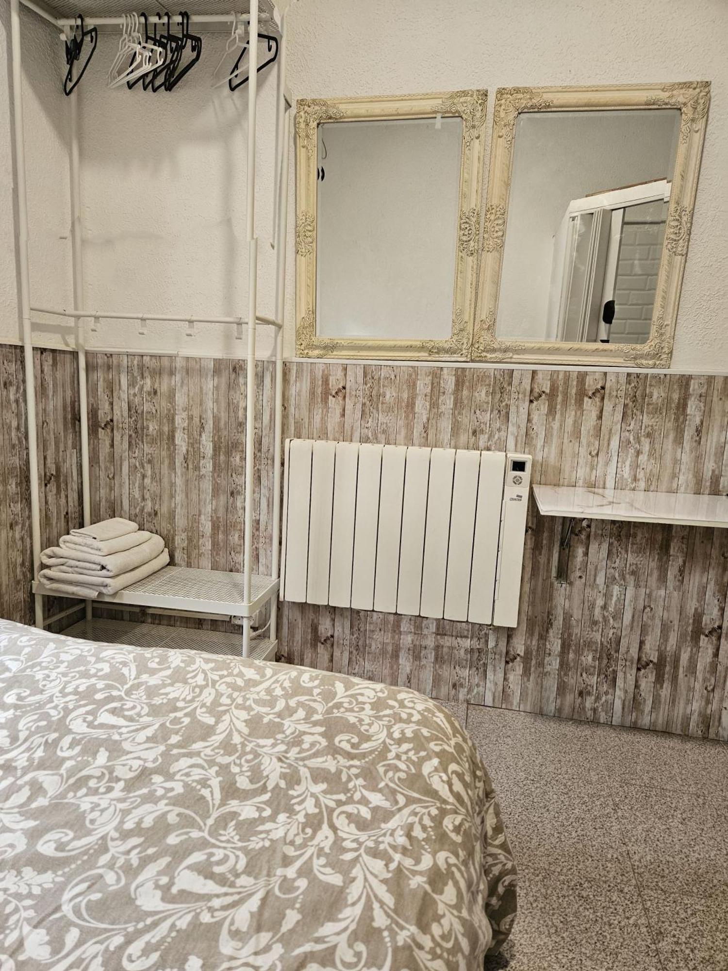 Habitacion En Casa De Familia "Valenciabonita" Екстериор снимка